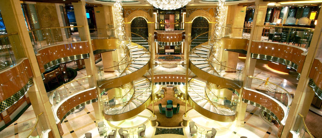 Atrium – laivan sydän