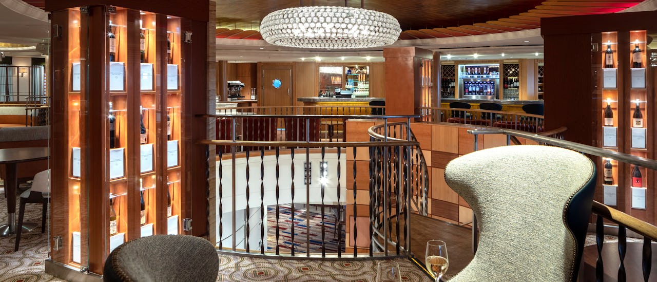 Kuuntele pianon melodioita ja nauti panoraamamaisemista Crow’s Nestissä 32 metriä meren pinnan yläpuolella