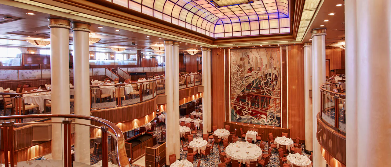Britannia Restaurant – hintaan sisältyvä á la carte -ravintola