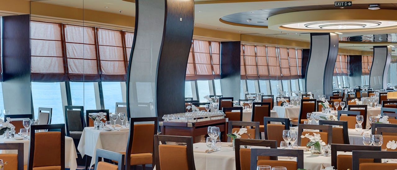 Yksi hintaan kuuluvista á la carte -ravintoloista