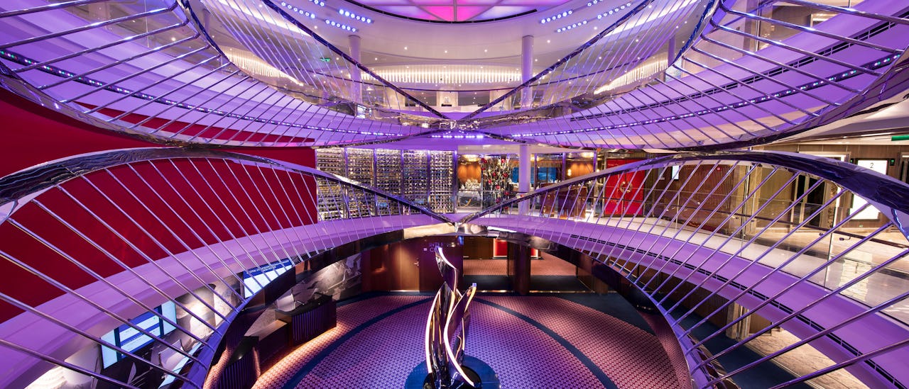 Atrium – laivan sydän