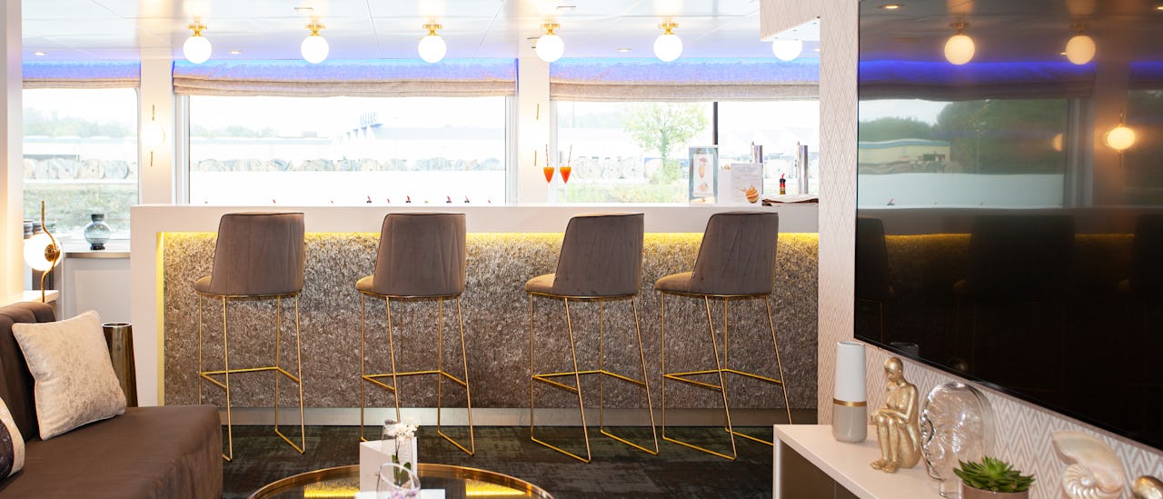 Enjoy a cocktail in the bar