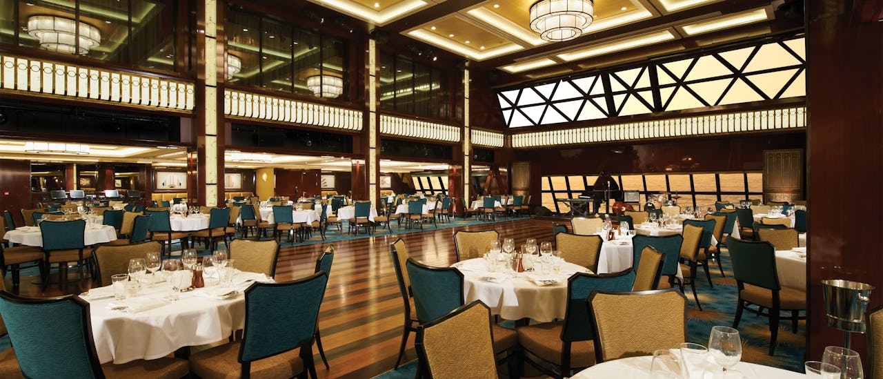 Manhattan Room - yksi tärkeimmistä ravintoloista mukana