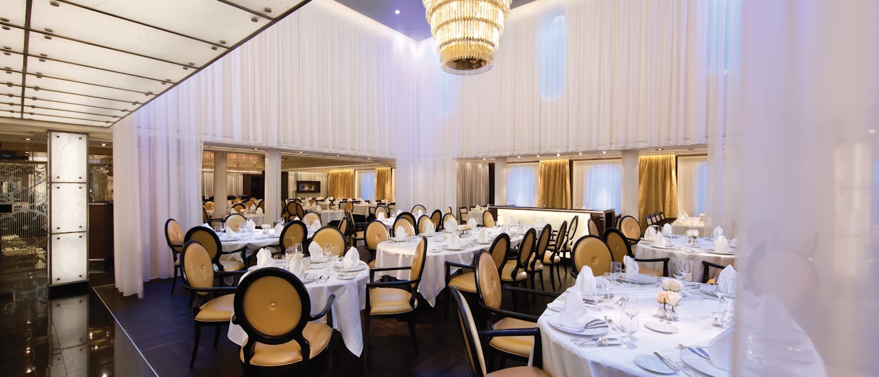 ”The Restaurant” -pääravintola