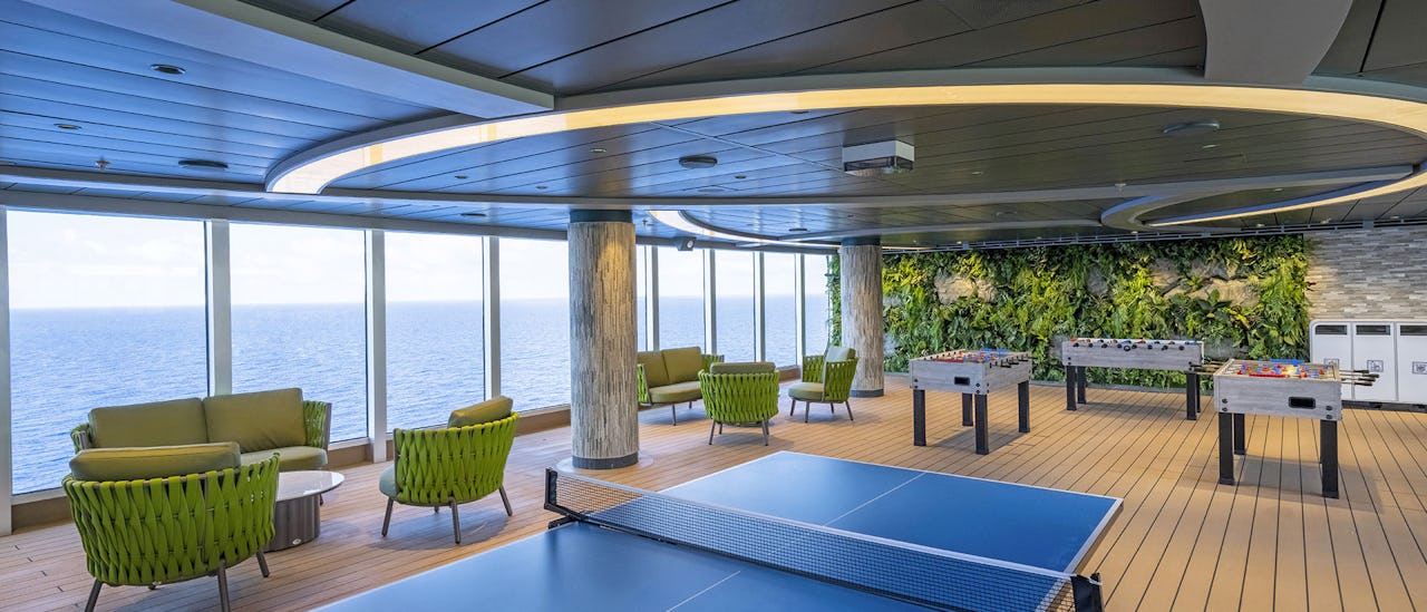 Laivalla on pöytätennistä