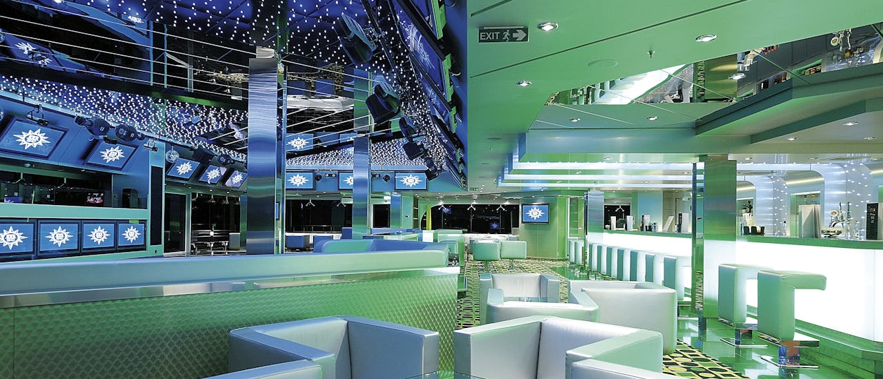 S32 Disco Club