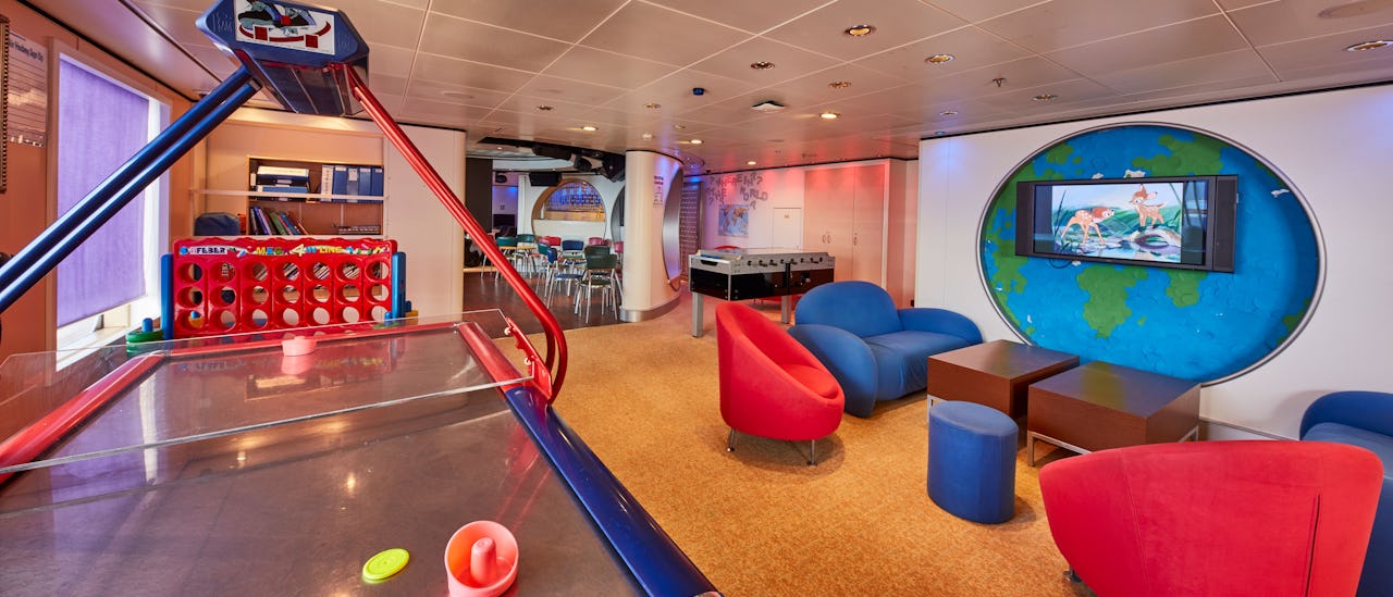 Lasten- ja nuortenkerhot kuuluvat hintaan