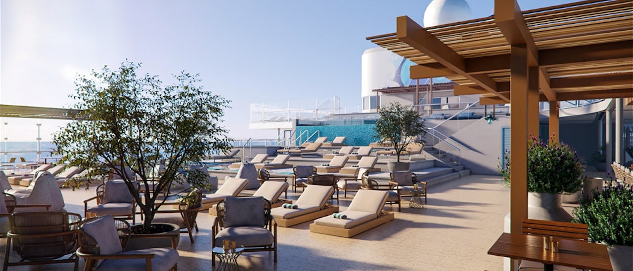 The outdoor space surrounding the lagoon is the ideal place for complete relaxation