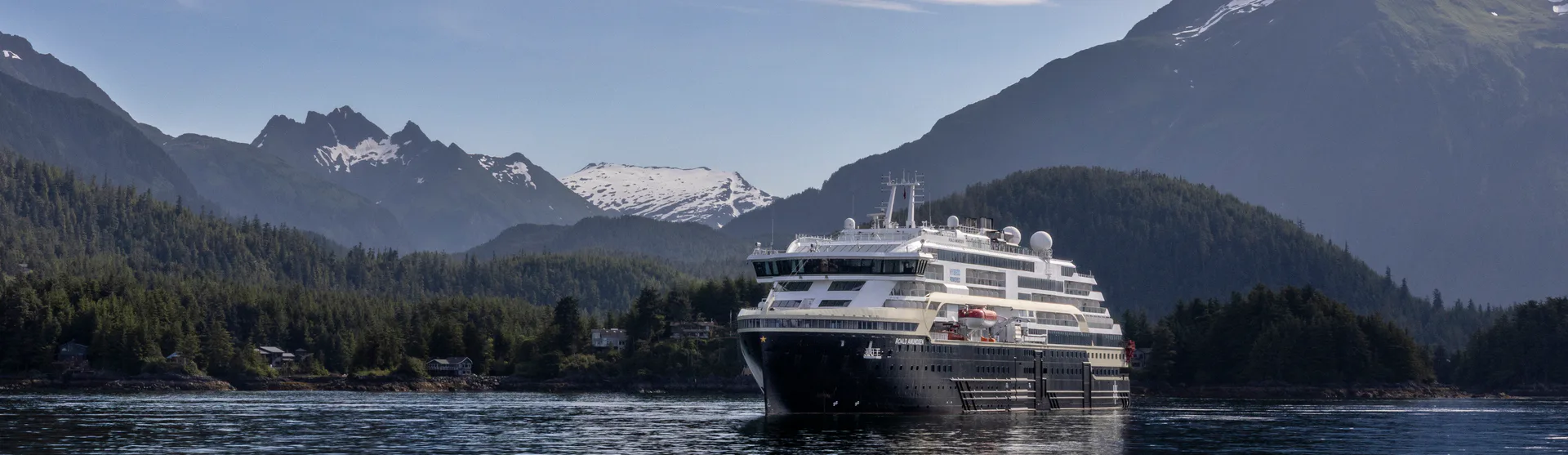 M/S Roald Amundsen
