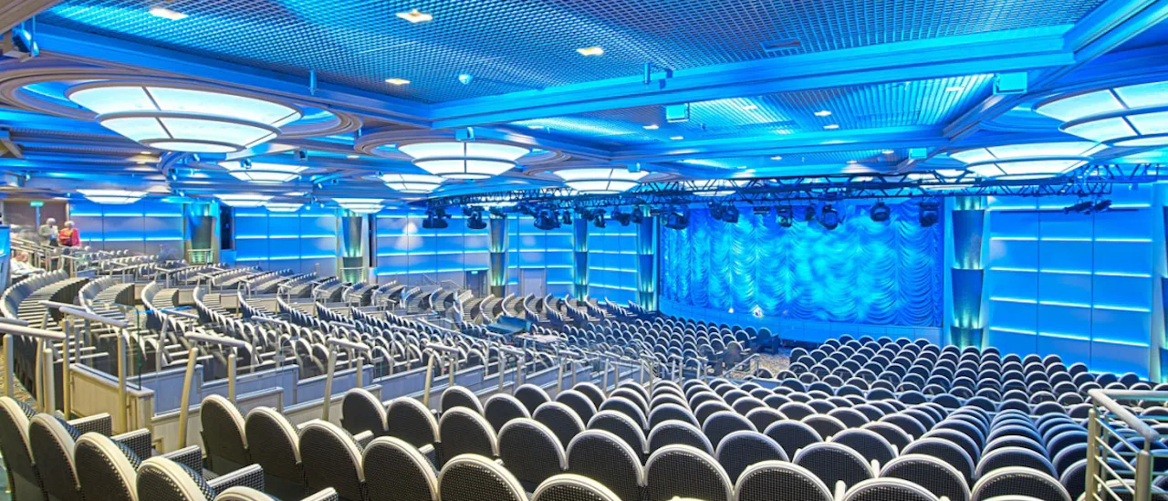 Las Vegasin inspiroimia näytöksiä teatterissa
