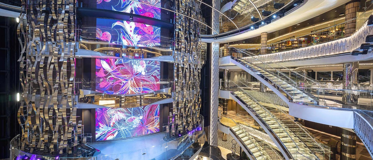 The atrium – laivan sydän