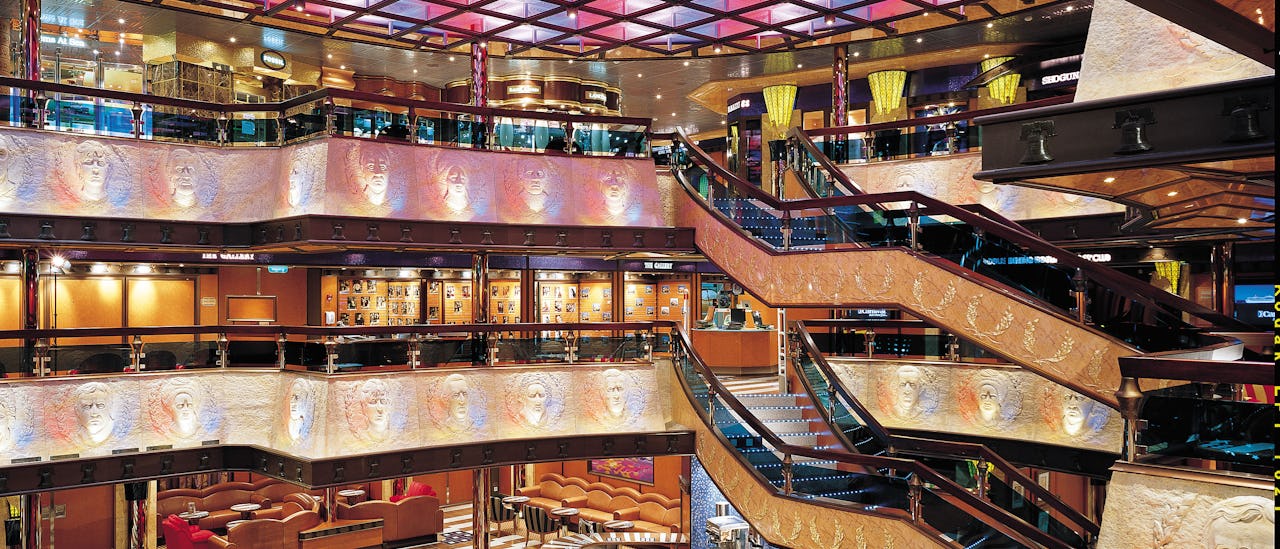 Atrium – laivan sydän