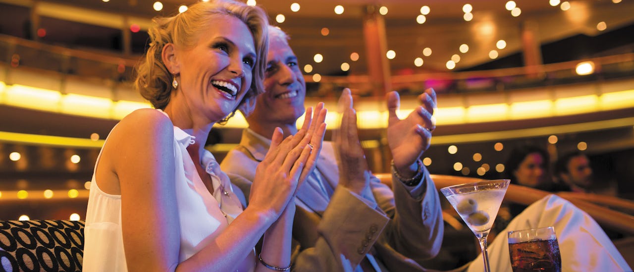 Las Vegasin inspiroimia näytöksiä teatterissa