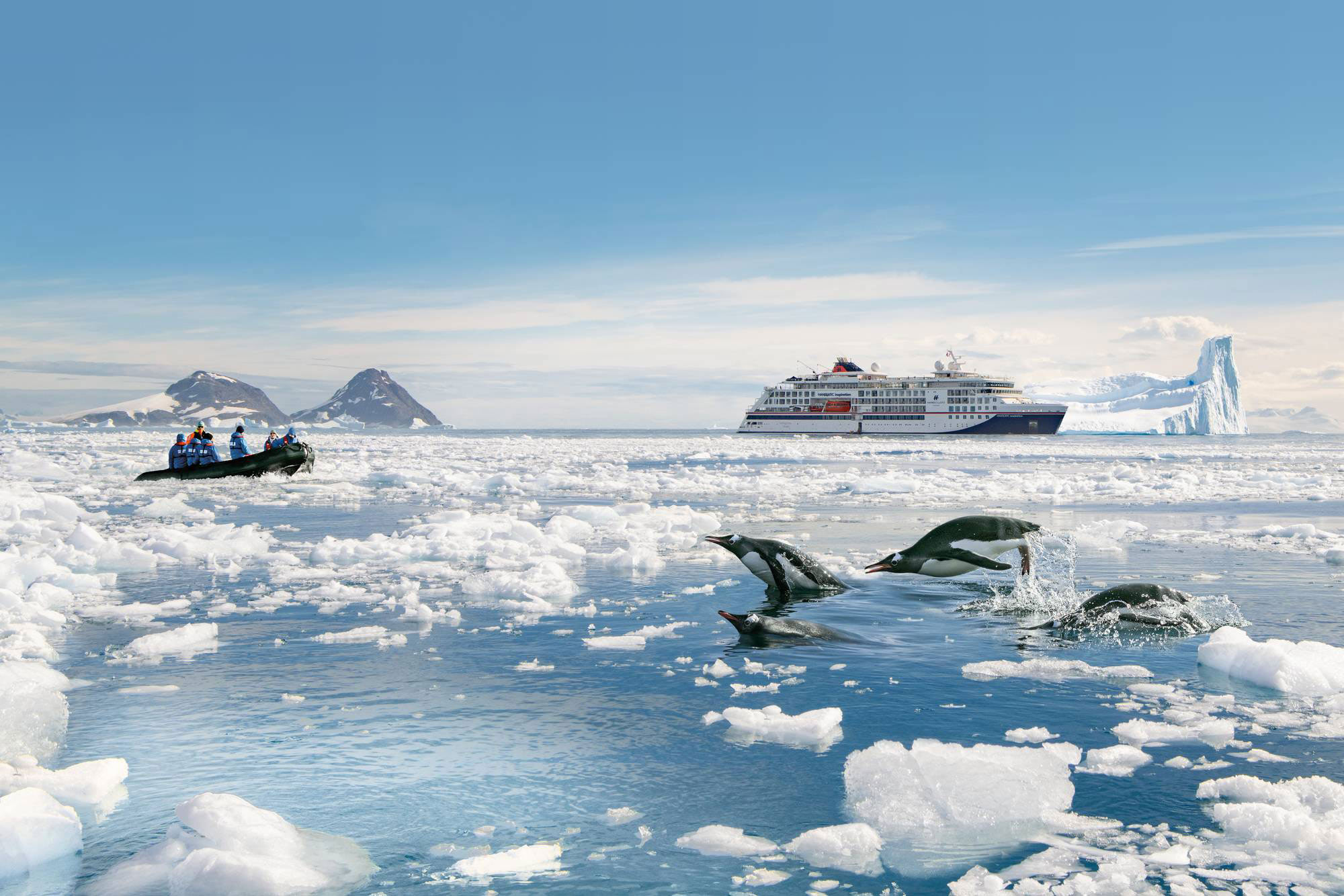 Jäävuorten, pingviinien tai jääkarhujen keskellä