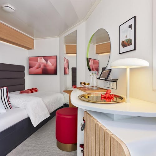 Seaview: Yksin matkustaville