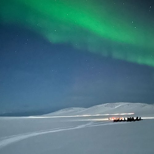 Moottorikelkka-ajelu